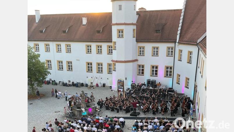 Klassik-Open-Air im Schlosshof Sulzbach-Rosenberg. Archivbild: Jürgen Schleicher/exb