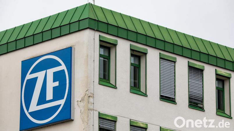 Nicht nur die Fassade hat schon bessere Zeiten erlebt: Kurz vor einer wegweisenden Aufsichtsratssitzung des ZF-Konzerns sind die Sorgen um den Auerbacher Standort groß. Archivbild: Wolfgang Steinbacher
