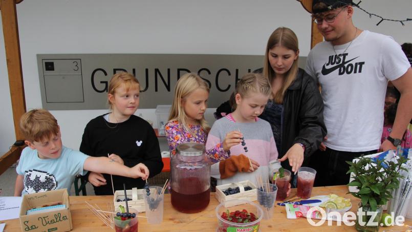Die &quot;Kraut- und Rübenbande&quot; des Obst- und Gartenbauvereins bot Mojito an. Bild: kro