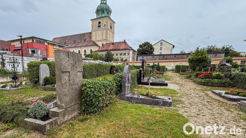 Ein Teil des Dreifaltigkeitsfriedhofs (Bild) und des Katharinenfriedhofs soll umstrukturiert werden. Damit einher geht die Auflösung von Gräbern. Das geht auf einen Beschluss des Stadtrats im Jahr 2011 zurück. Bild: Stephan Huber