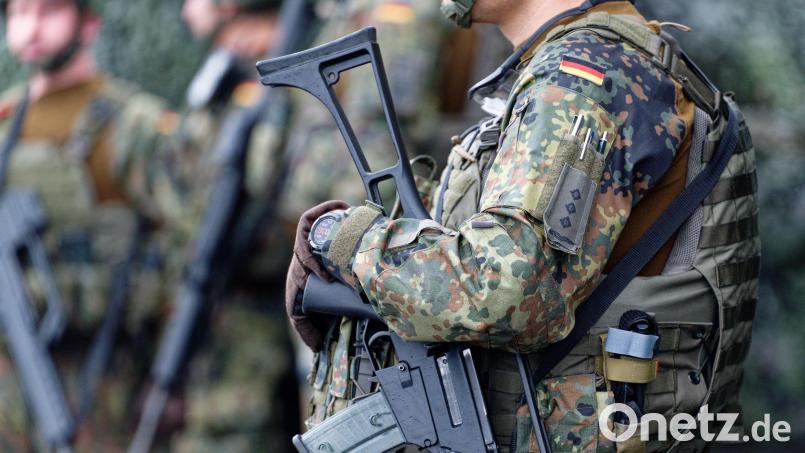 Die Einstellungs-Zahlen bei der Bundeswehr steigen. Archivbild: Henning Kaiser/dpa