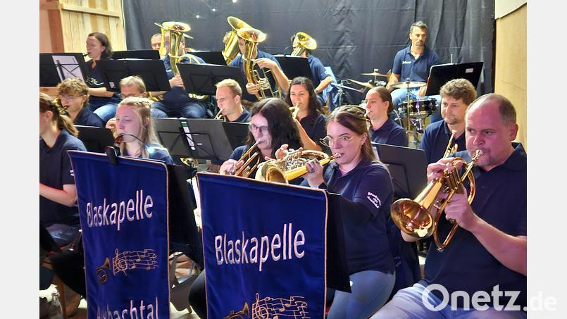 Die Blaskapelle Auerbachtal beim &quot;Sommernachtstraum 2.0&quot;. Bild: Anton Grabinger