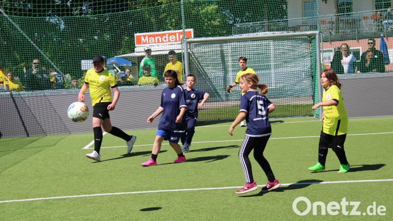 Die Ergebnisse der Spiele auf dem Soccer-Court waren zweitrangig. Der Spaß am Spiel stand im Vordergrund. Bild: prh