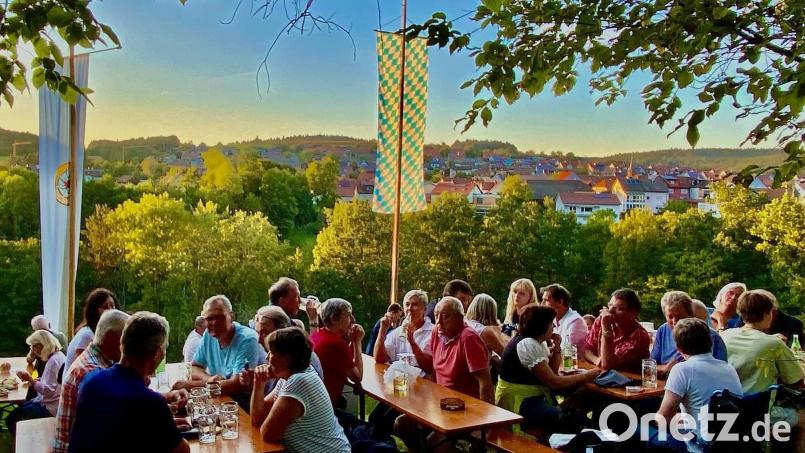 Am Skihang in Freudenberg feiert die Bergwacht Amberg wieder ihr traditionelles Hüttenfest. Archivbild: gri