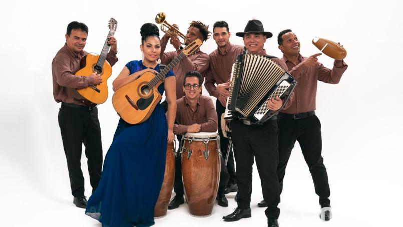 &quot;Yarima Blanco y Son Latino&quot; weichen mit ihrem Konzert am Dienstag, 5. August, wegen Regens ins Stadttheater aus. Bild: Eduardo Rodriguez