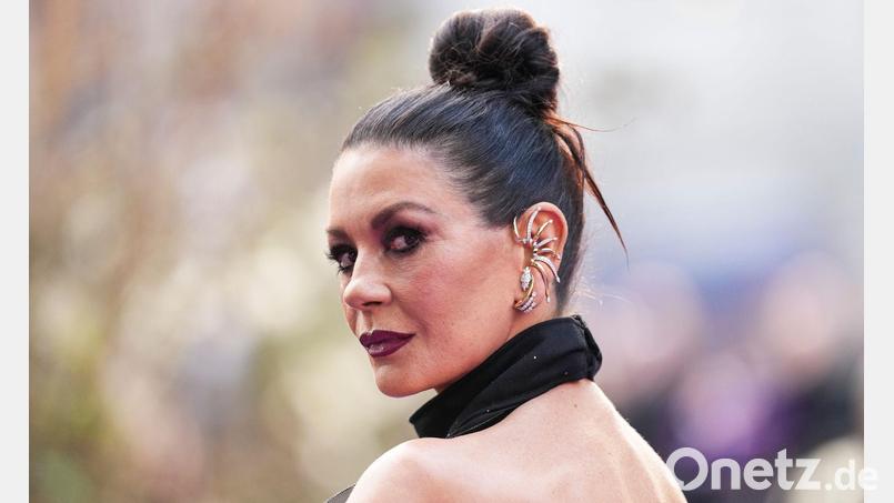 Catherine Zeta-Jones würde gern wieder auf der Theaterbühne stehen. (Archivfoto) Bild: Scott A Garfitt/Invision/AP/dpa