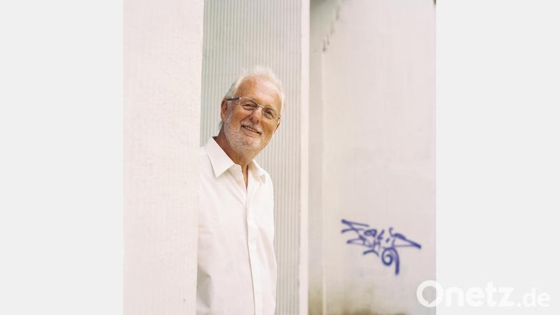 Hubert Winkels stellt sein Buch in Sulzbach-Rosenberg vor. Bild: Joachim Gem/exb