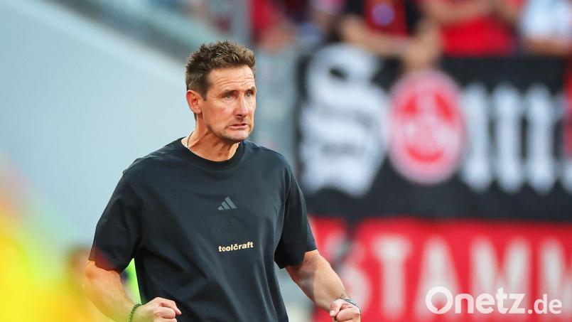 Miroslav Klose steht mit dem 1. FC Nürnberg im Pokal unter Erfolgsdruck. Bild: Daniel Karmann/dpa