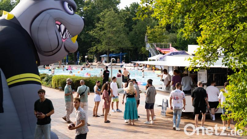 Das erste Tymless-Festival hat hunderte Hiphop-Fans ins Hockermühlbad gebracht. Bild: knz
