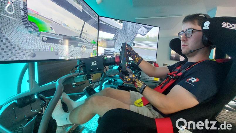 Sechs Stunden lang gab E-Sport-Profi Gianni Vecchio Vollgas und gewann jedes Rennen gegen seine Herausforderer. Bild: Kunz