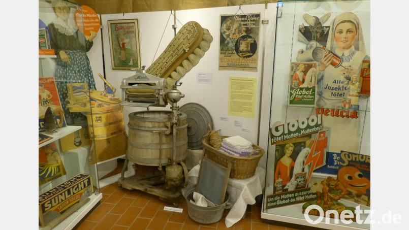 Von der Sammlung von Gerhard Pretzl wird im Stadtmuseum Sulzbach-Rosenberg ein winzig kleiner Teil präsentiert, der aber einen ganzen Raum füllt. Bild: Gerhard Pretzl/exb