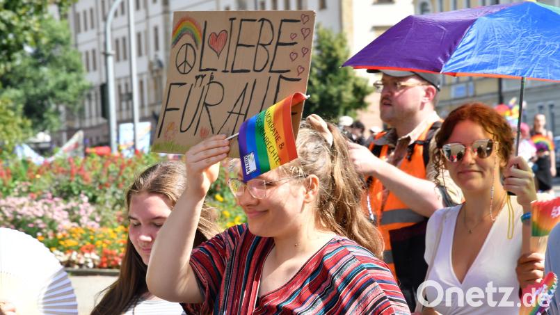 Zum ersten Mal findet ein Christopher-Street-Day (CSD) in Weiden statt. Am 23. August demonstrieren queere Personen für Rechte und Toleranz. Symbolbild: Petra Hartl