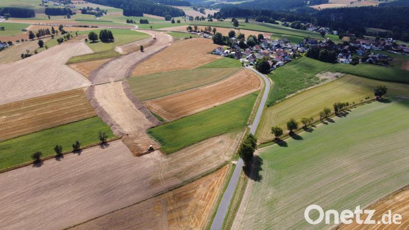 Die Brückenbauarbeiten für die Ortsumgehung zwischen Lochau und Weihermühle sind abgeschlossen. Bild: Gemeinde Pullenreuth