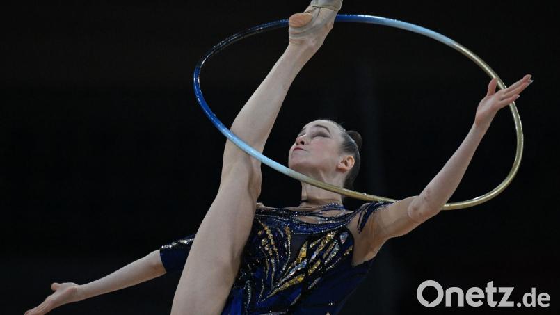 Virtuos mit dem Reifen: Darja Varfolomeev. Bild: Hendrik Schmidt/dpa
