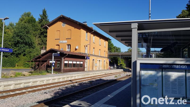 Der Bahnhof in Reuth hat eine bewegte Vergangenheit. Bild: Benkhardt