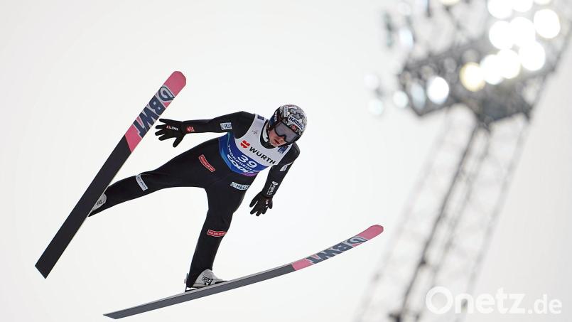 Norwegens Skispringer Marius Lindvik ist für drei Monate gesperrt worden. (Archivbild) Bild: Georg Hochmuth/APA/dpa