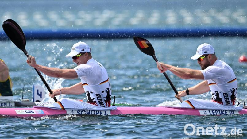 Jacob Schopf (vorn) und Max Lemke beendeten die WM in Mailand mit Bronze. (Archivbild) Bild: Sebastian Kahnert/dpa