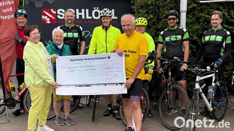 Beim 20. Pirker Kreisel machten sich 198 Teilnehmer auf den 29,5 Kilometer langen Rundkurs. Sie legten die Gesamtstrecke von 17.995 Kilometer zurück. Dank der Sponsoren und Helfer ersportelten sie die Summe von 2.263 Euro. Die Spende ging an &quot;Africa Luz&quot;. Bild: Werner Schulz