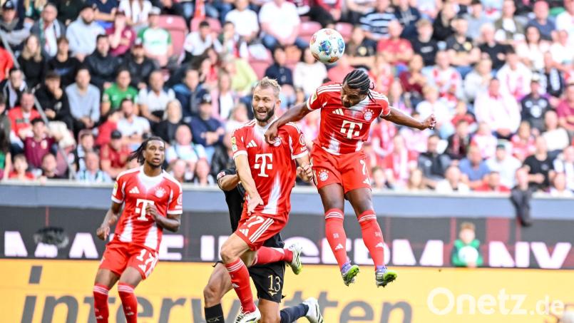 Serge Gnarby traf per Kopf zum 1:0 für den FC Bayern. Bild: Harry Langer/dpa