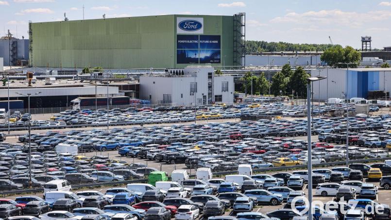 Das Angebot an Ford-Neuwagen auf dem Gelände des Kölner Werks ist groß, die Nachfrage aber hat noch Luft nach oben. Bild: Oliver Berg/dpa