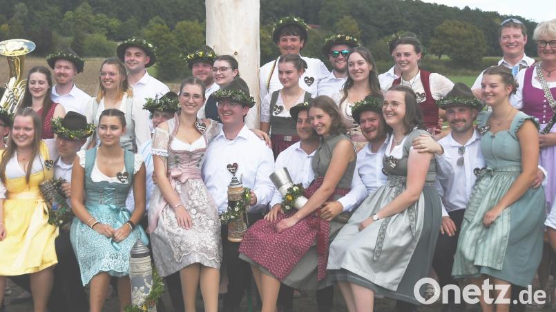 14 Kirwapaare sorgten in Aschach für stimmungsvolle Festtage bei der traditionsreichen &quot;Ägidi-Kirwa&quot;. Bild: sche