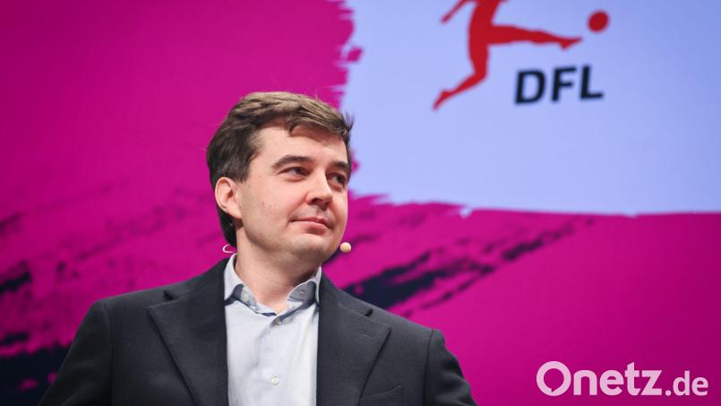Die DFL um Geschäftsführer Steffen Merkel erzielt bei der Auslandsvermarktung gleichbleibende Einnahmen. Bild: Christian Charisius/dpa