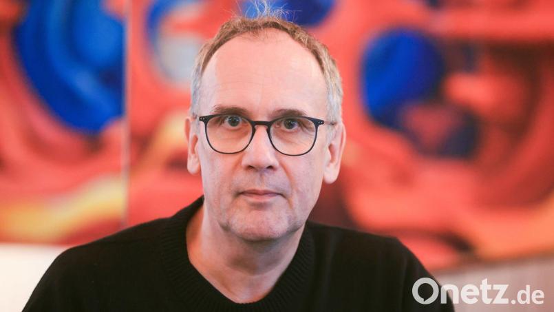 Volker Kutscher, der Autor der historischen Rath-Krimireihe aus dem Berlin der 1930er Jahre. (Archivbild) Bild: Oliver Berg/dpa