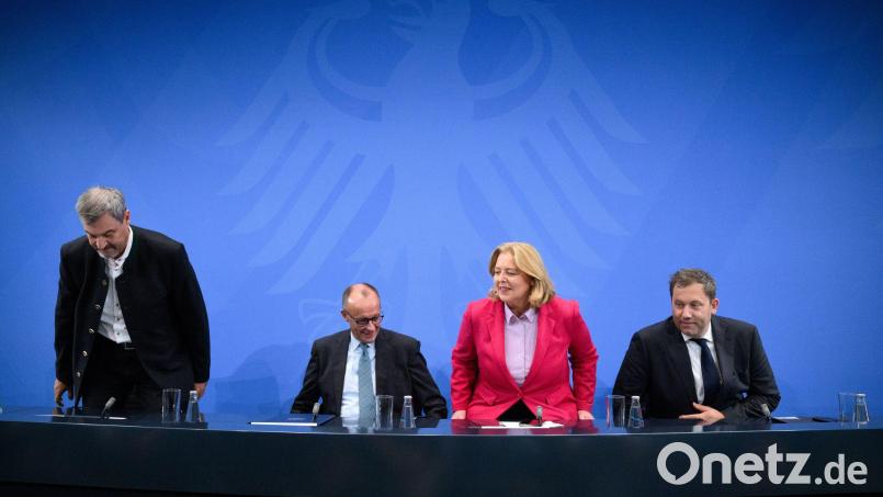 Schwarz-Rot will mit der Stahlindustrie sprechen. Bild: Bernd von Jutrczenka/dpa