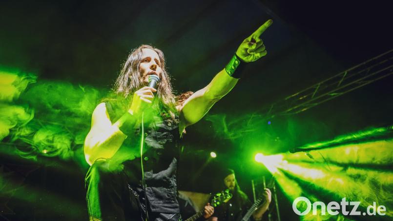 Ja, da geht&#039;s lang nach Wurz: Auch die Jungs von Riot V (Bild) aus New York haben vor zwei Jahren den Weg zum Storm-Crusher-Festival in der O&#039;Schnitt-Halle gefunden. Archivbild: Elisa Fuchs