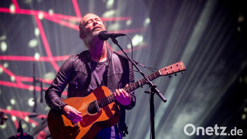 Radiohead-Sänger Thom Yorke. Mit Songs wie „Karma Police“ und „Creep“ erlangte die britische Band in den 90er Jahren weltweite Bekanntheit (Archivbild). Bild: Amy Harris/AP/dpa
