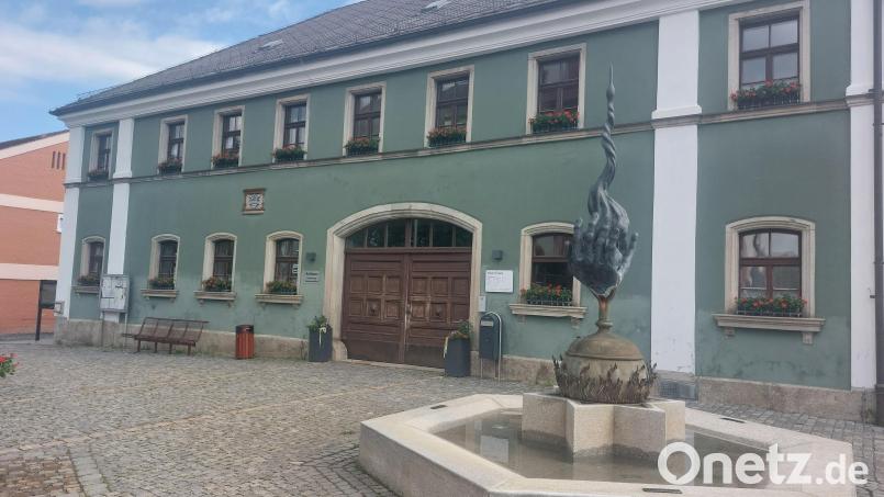 Im Eslarner Rathaus soll künftig ein hauptamtlicher Bürgermeister arbeiten. Archivbild: bey