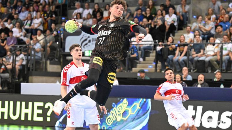 Auch elf Tore von Nationalspieler Marko Grgic reichten der SG Flensburg-Handewitt gegen den TVB Stuttgart nicht zum ersten Saisonsieg. Bild: Bernd Weißbrod/dpa