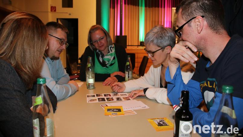 Hier wurde schon im Frühjahr eifrig gerätselt: Der Quiz-Abend in Grafenwöhr stößt auf großes Interesse. Nun stehen zwei weitere Termine fest. Archivbild: Stefan Neidl