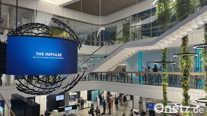 Das Siemens-Besucherzentrum von innen. Wenn die Veranstaltung &quot;IMPULSE 4 YOU&quot; stattfindet, können sich alle Interessierten ein Bild davon machen, wie es dort aussieht. Bild: Kathrin Halbhuber