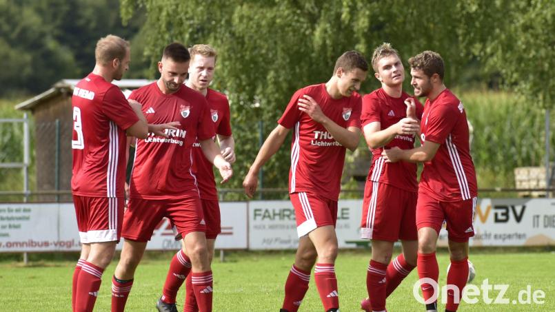 Am Ende durften die Pfreimder gegen den SV Inter Bergsteig Amberg sechs Mal jubeln Bild: ham