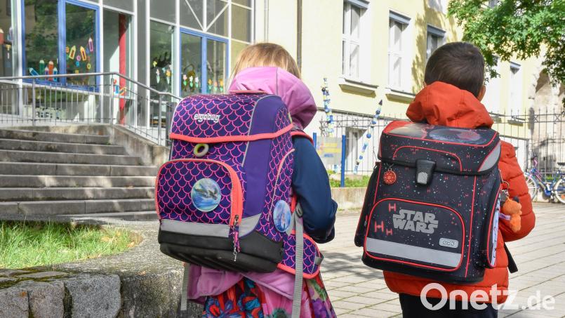 Das neue Schuljahr an der Grundschule Bad Neualbenreuth beginnt für alle Schüler am Dienstag, 16. September, um 8 Uhr. Symbolbild: Petra Hartl