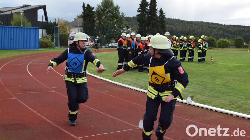 Der Staffellauf in voller Feuerwehrmontur gehört auch zum Programm der Bundes-, Landes- und Oberpfalz- Wettkämpfe am Samstag, 13. September, in Amberg Archivbild: bnr