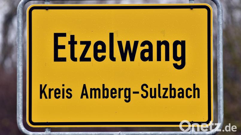 Die Gemeinde Etzelwang will Gewerbe ansiedeln, sieht aber bei einer Bauvoranfrage für einen Metallbaubetrieb das Ortsbild von Schmidstadt in Gefahr. Symbolbild: Stephan Huber