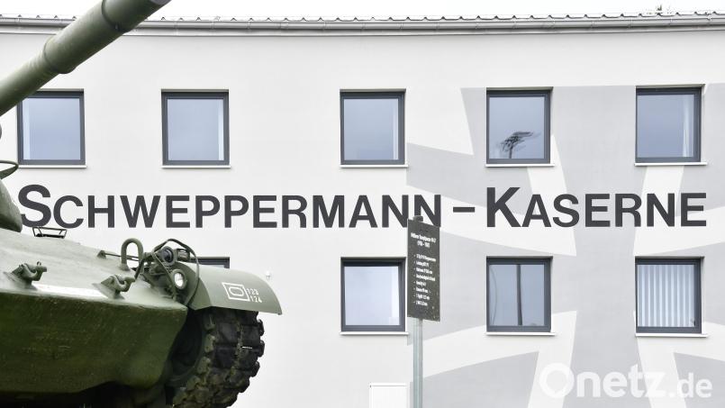 In der Schweppermann-Kaserne in Kümmersbruck will die Bundeswehr in den nächsten Jahren 135 Millionen investieren. Unter anderem will man auf dem eigenen Standortübungsplatz Freihöls einen Verkehrsübungsplatz bauen. Archivbild: Petra Hartl
