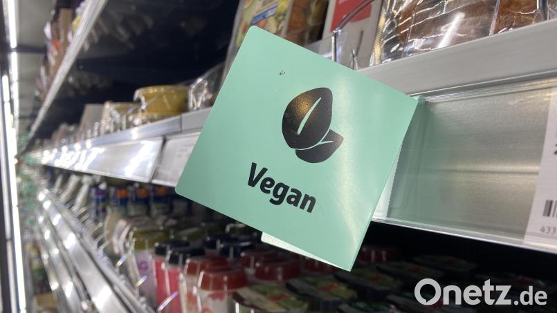 Das Angebot an veganen Produkten in den Weidener Supermärkten wird immer größer. Bild: Stefanie Swann