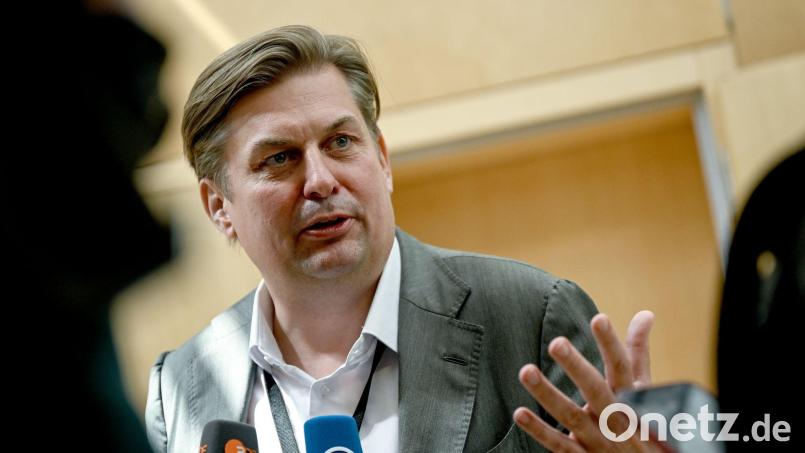 Der Bundestag hat Durchsuchungen beim AfD-Abgeordneten Krah genehmigt. (Archivbild) Bild: Britta Pedersen/dpa