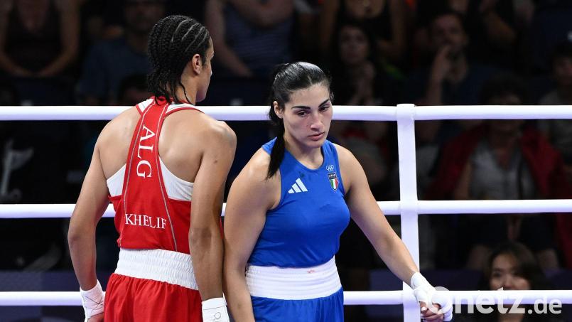 Angela Carini (r.) ist inzwischen wieder als Boxerin aktiv. Bild: Joel Carrett/AAP/dpa