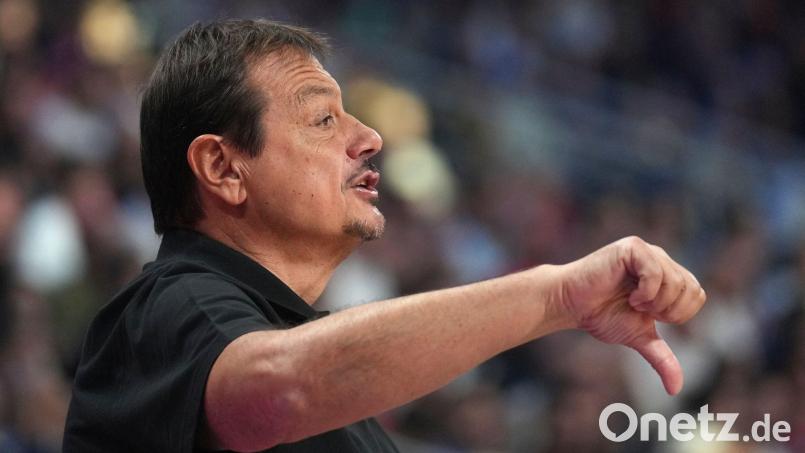 Kult-Trainer in Europa: Ergin Ataman. Bild: Sergei Grits/AP/dpa