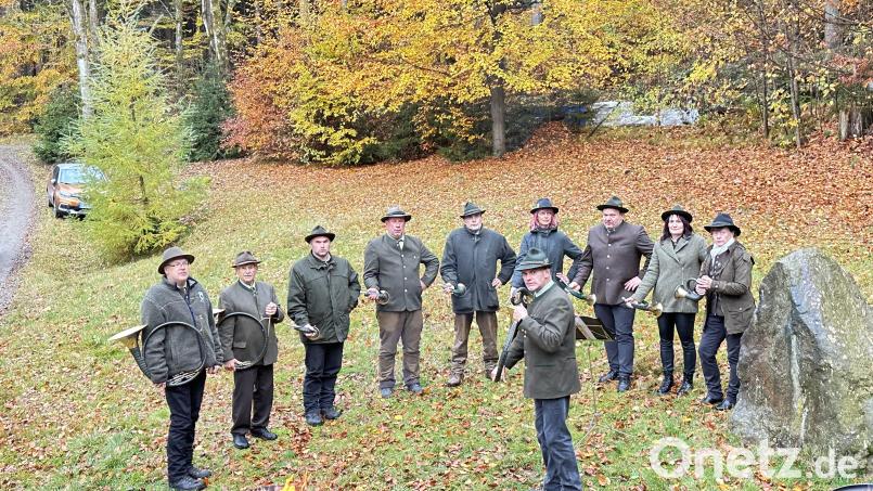 Die Jagdhornbläser umrahmen die jagdlichen Veranstaltungen und setzen Signale bei der Jagd. Bild: Alexander Flierl