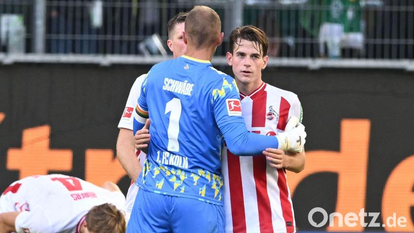 Der Kölner Jakub Kaminski (r) schoss beim 3:3 in Wolfsburg das späteste Tor der Bundesliga-Geschichte. Bild: dpa