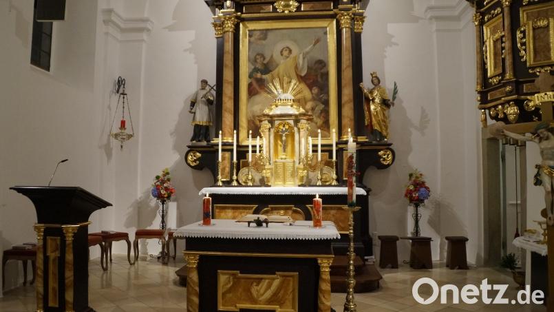 Der Altarraum der Kirche St. Laurentius erstrahlt in neuem Glanz. Bild: wel