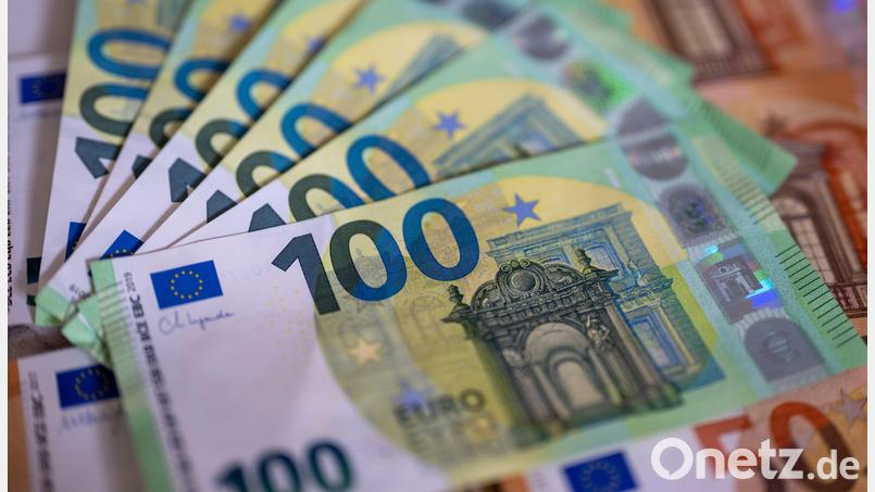Bis zu 2000 Euro zahlt die Gemeinde künftig an Vereine bei Investitionen, sofern diese vorab einen Förderantrag stellen. Ein entsprechender Posten ist im Haushalt 2026 vorgesehen. Symbolbild: Monika Skolimowska/dpa