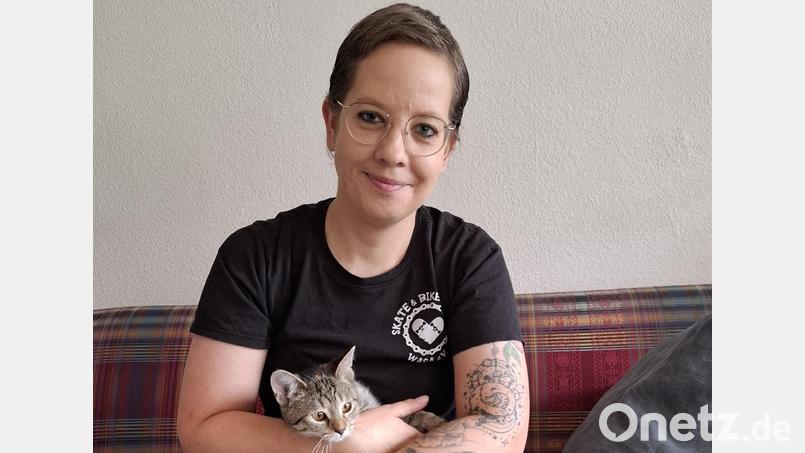Ilona Stamminger mit Katze Frida. Bild: esc
