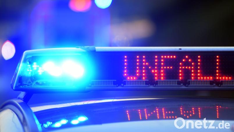 Die Polizei war mit zahlreichen Einsatzkräften vor Ort. (Symbolbild) Bild: Stefan Puchner/dpa