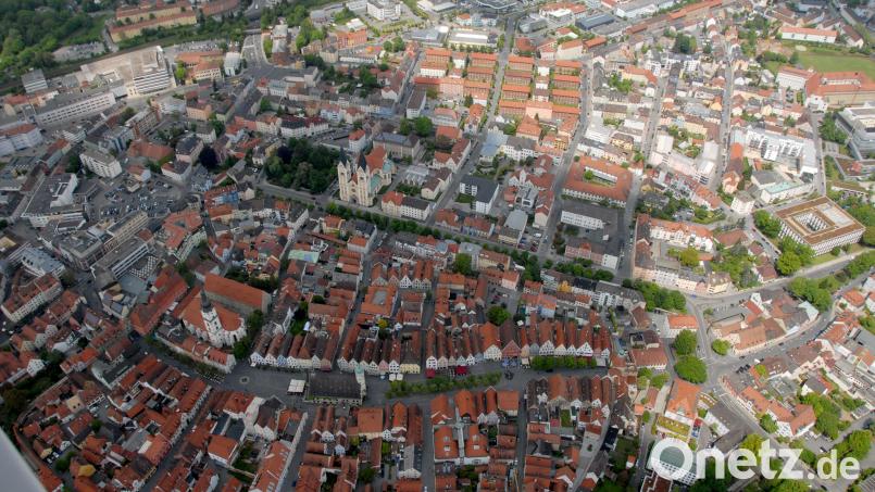 Wo in Weiden gibt es Orte, an denen die Verkehrsregeln schwer zu verstehen sind? Die Redaktion sucht Anregungen für eine Serie, in der die Regeln erklärt werden. Archivbild: Michael Ascherl